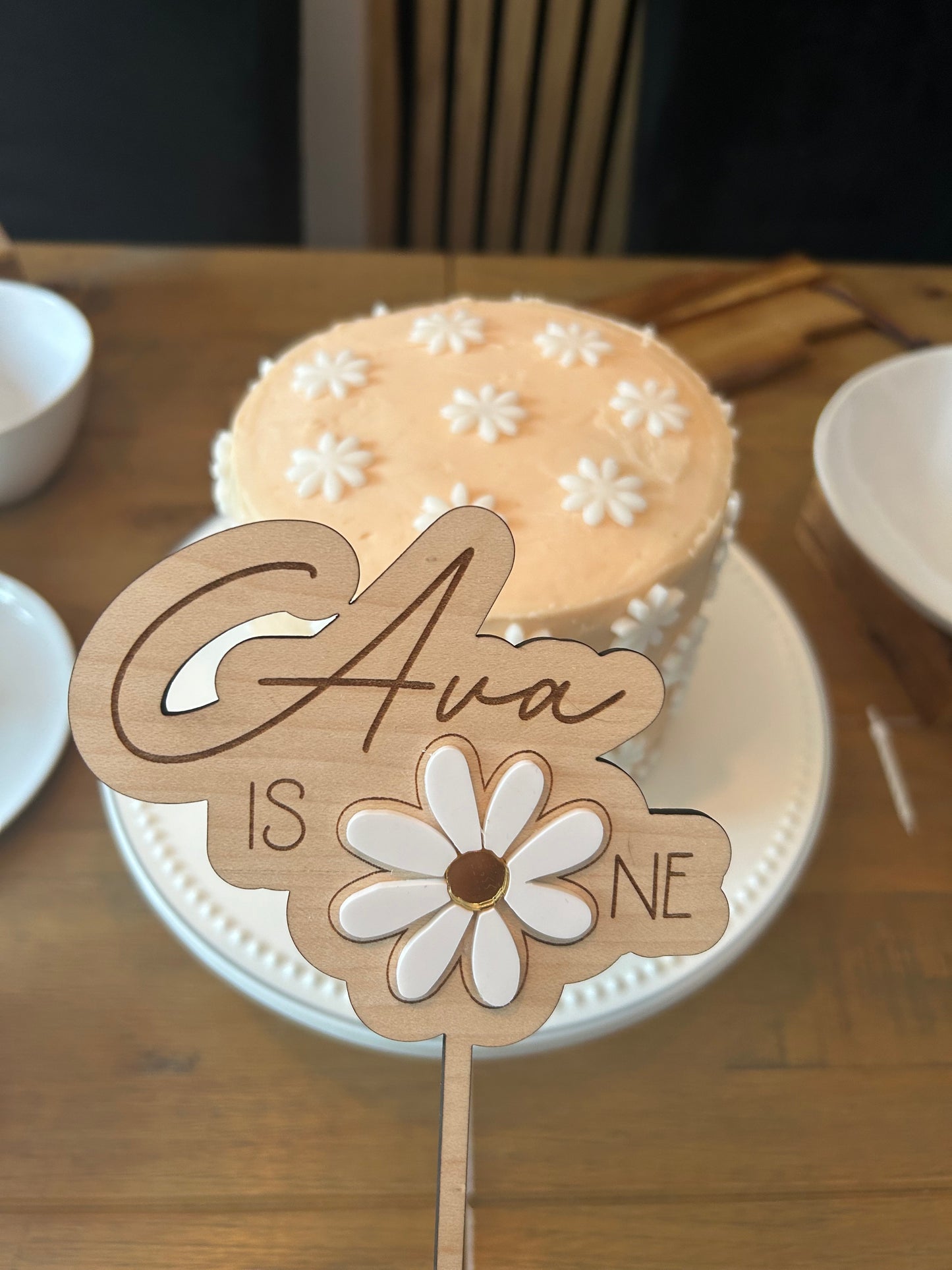 ONE Daisy cake topper